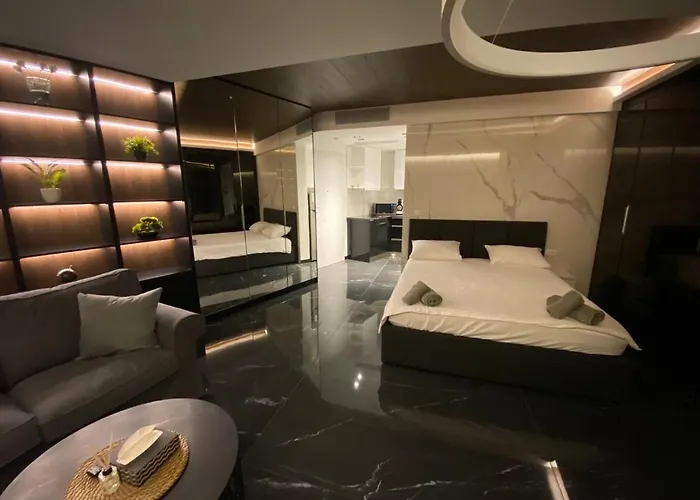 Paradise Lux 소피아